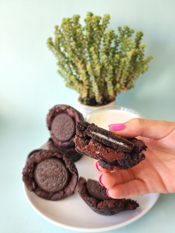 Mary Jane's Vegan Oreo Brownie (30MG) - Image 2